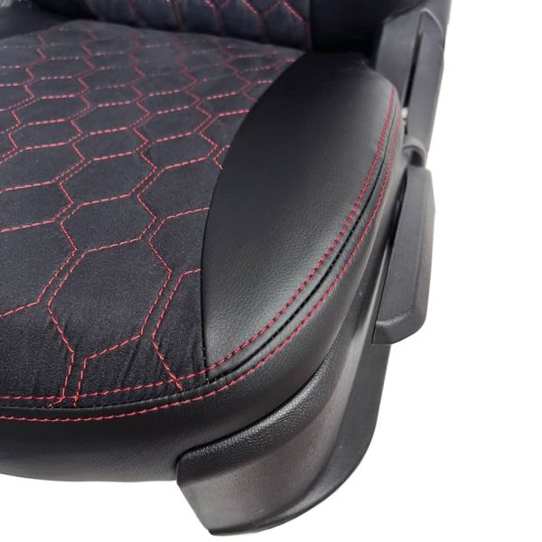 Чехлы Алькантара на Hyundai Getz 2002-2011 г.в. Чехлы Алькантара на Hyundai Getz 2002-2011 г.в.