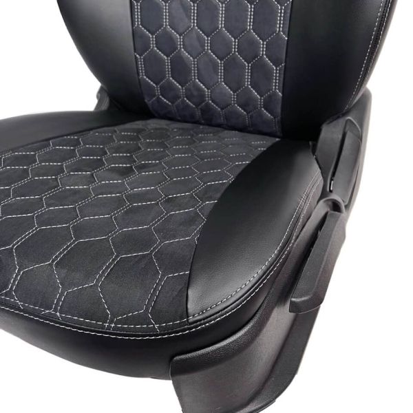 Чехлы Алькантара на Hyundai Getz 2002-2011 г.в. Чехлы Алькантара на Hyundai Getz 2002-2011 г.в.