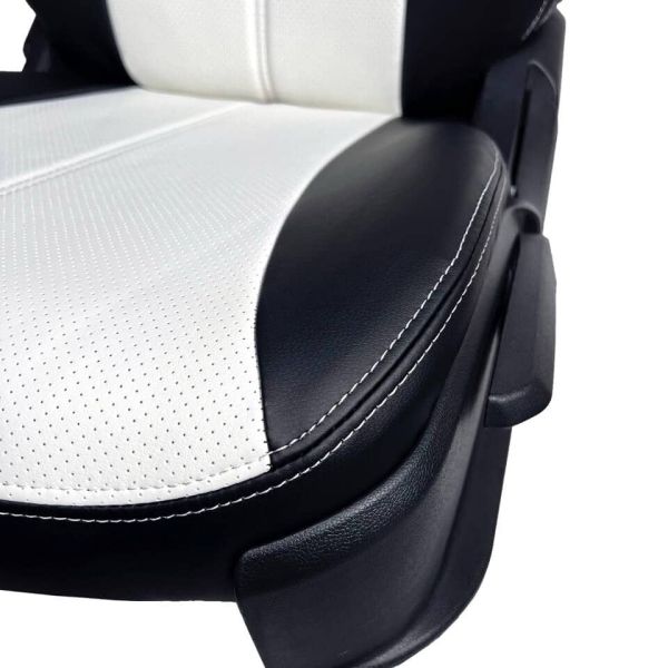 Чехлы Экокожа на Hyundai ix35 2010-2015 г.в. Чехлы Экокожа на Hyundai ix35 2010-2015 г.в.